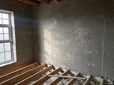 Satılır 3 otaqlı həyət evi