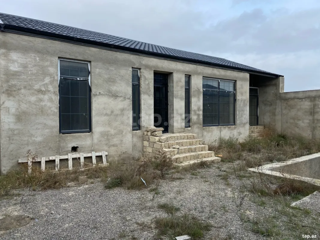 Satılır 3 otaqlı həyət evi