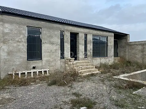 Satılır 3 otaqlı həyət evi