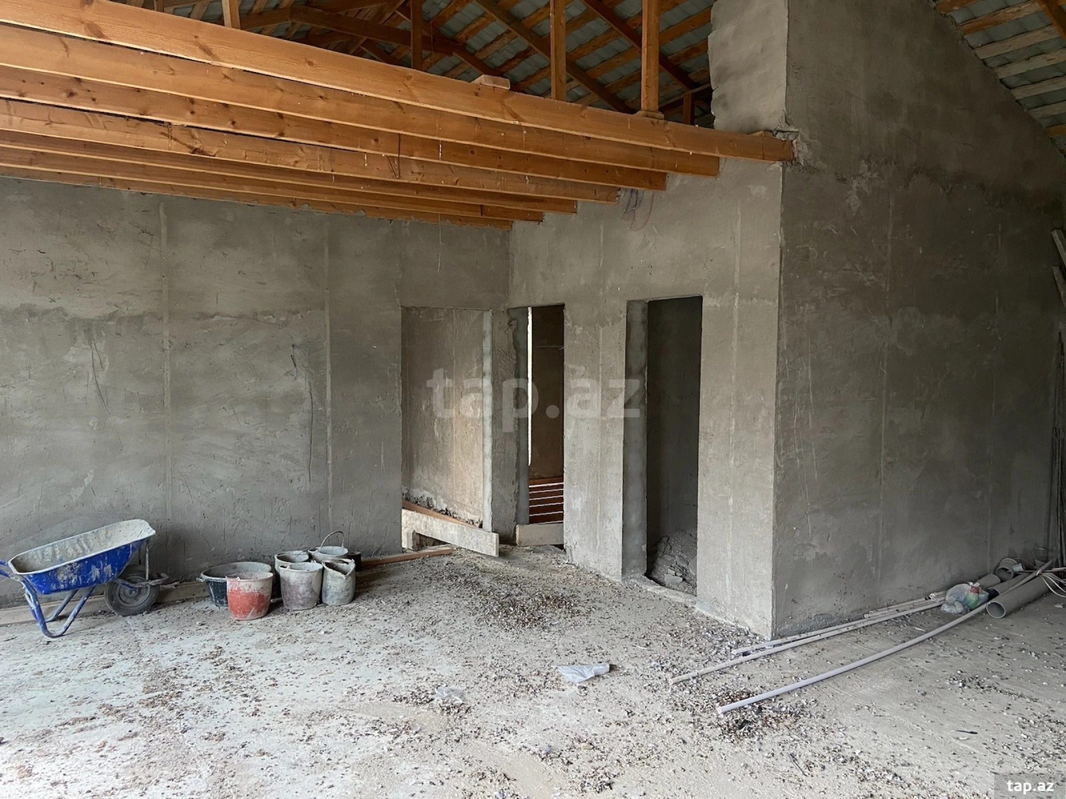 Satılır 3 otaqlı həyət evi