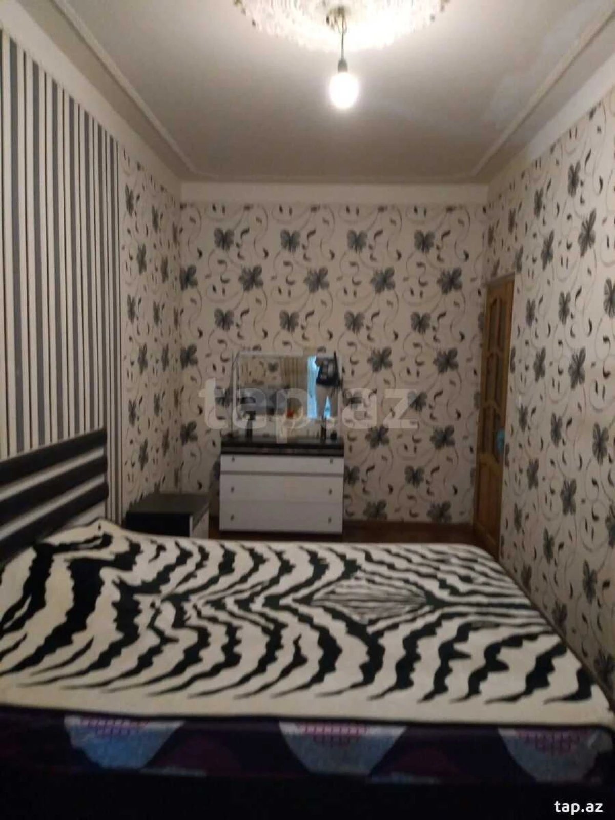 Satılır 4 otaqlı mənzil 85 m²