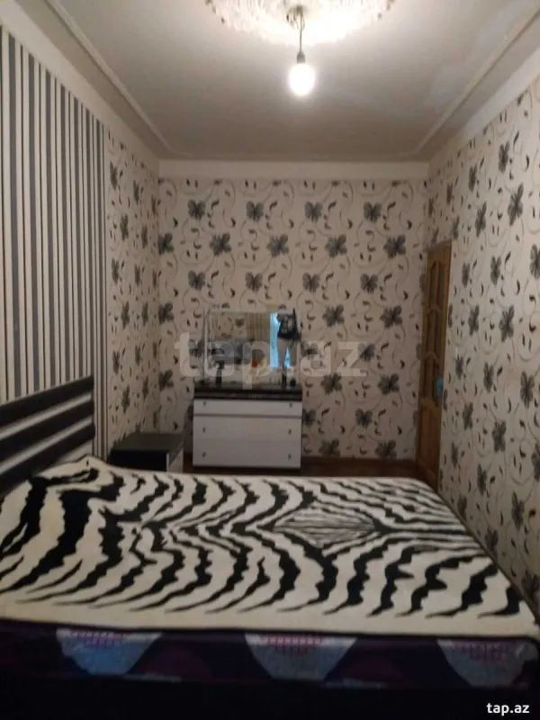 Satılır 4 otaqlı mənzil 85 m²
