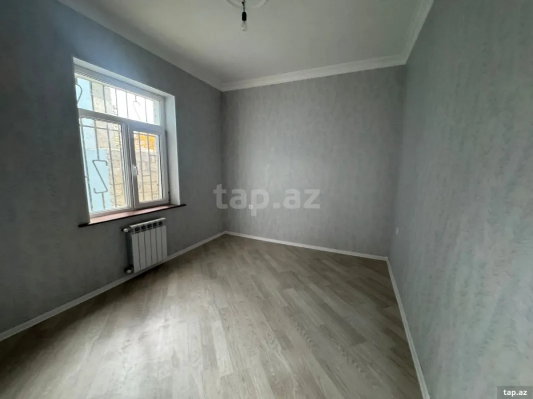 Satılır 6 otaqlı həyət evi