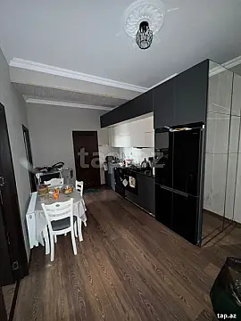 Satılır 2 otaqlı yeni tikili 70 m²