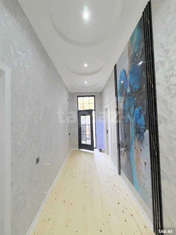 Satılır 4 otaqlı həyət evi 200 m²