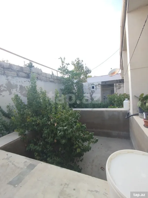 Satılır 3 otaqlı həyət evi
