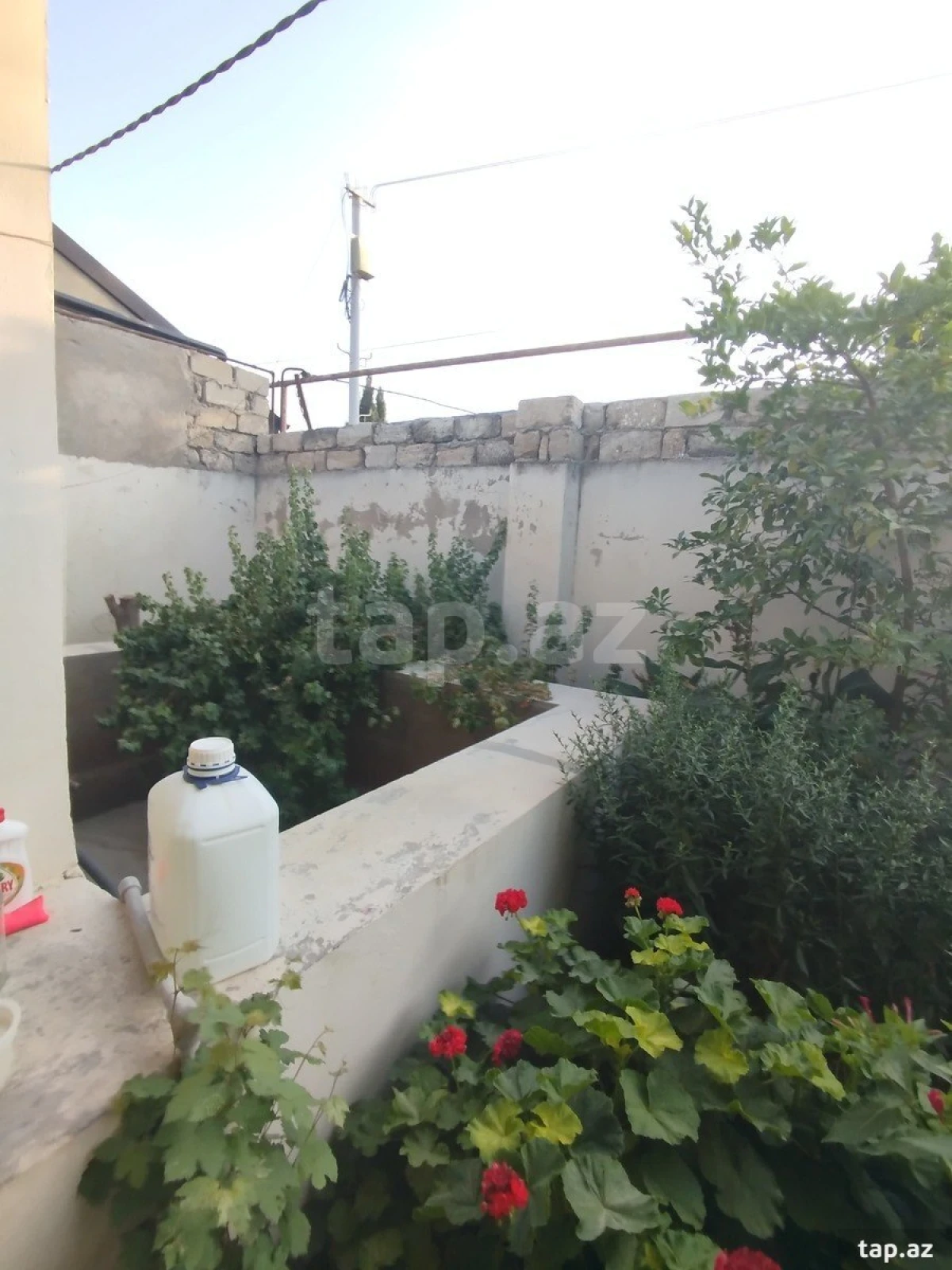 Satılır 3 otaqlı həyət evi