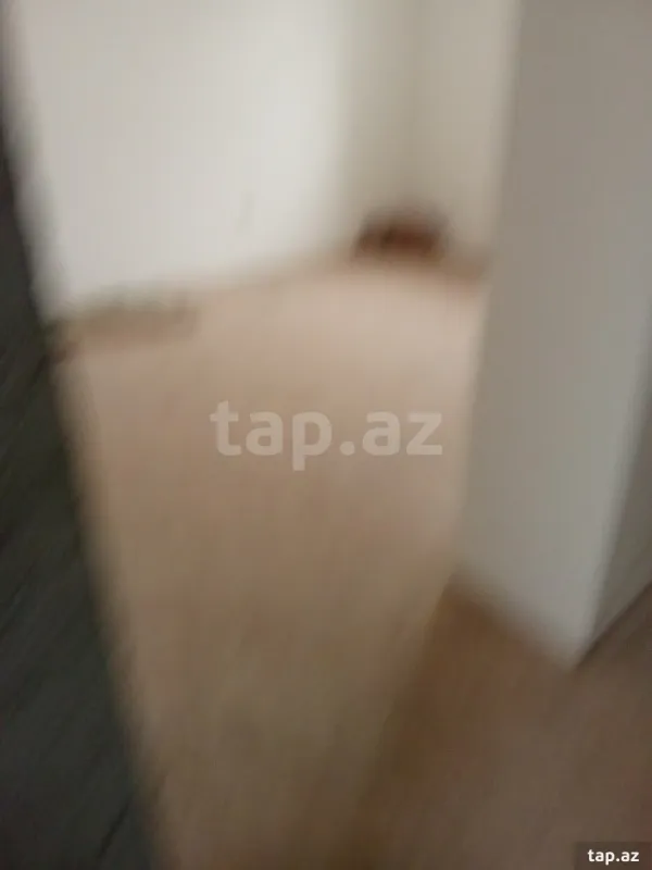 Satılır 6 otaqlı həyət evi