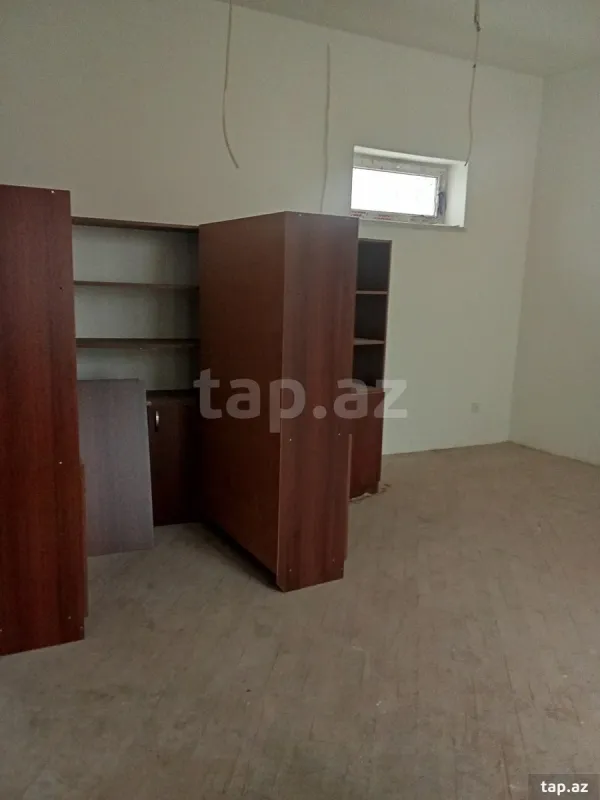 Satılır 6 otaqlı həyət evi