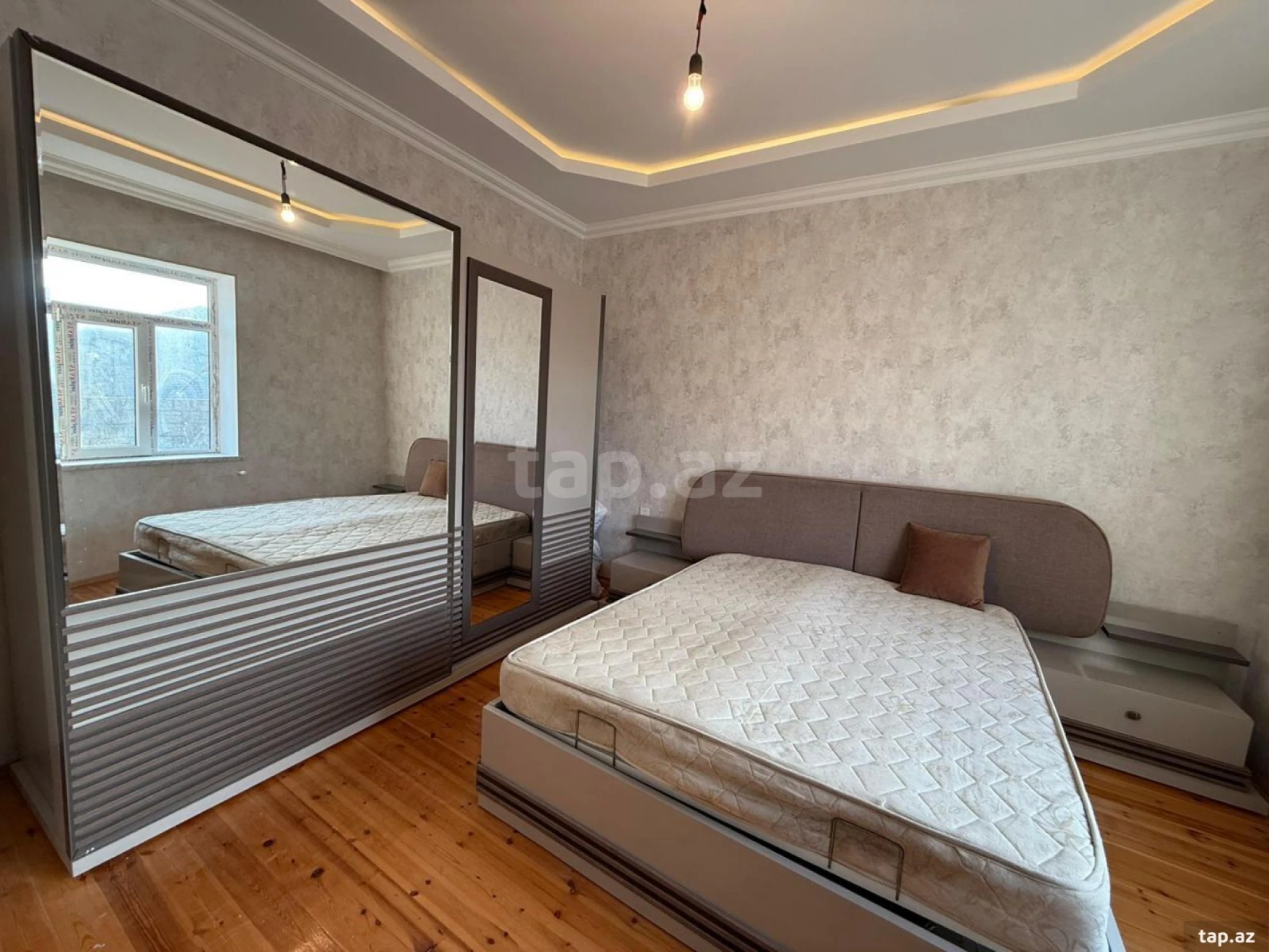 Satılır 4 otaqlı həyət evi