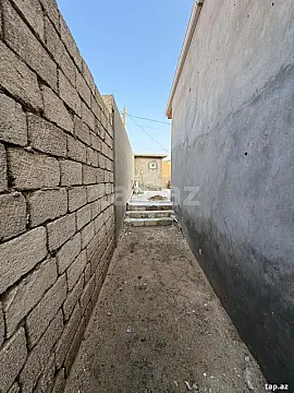 Satılır 4 otaqlı həyət evi