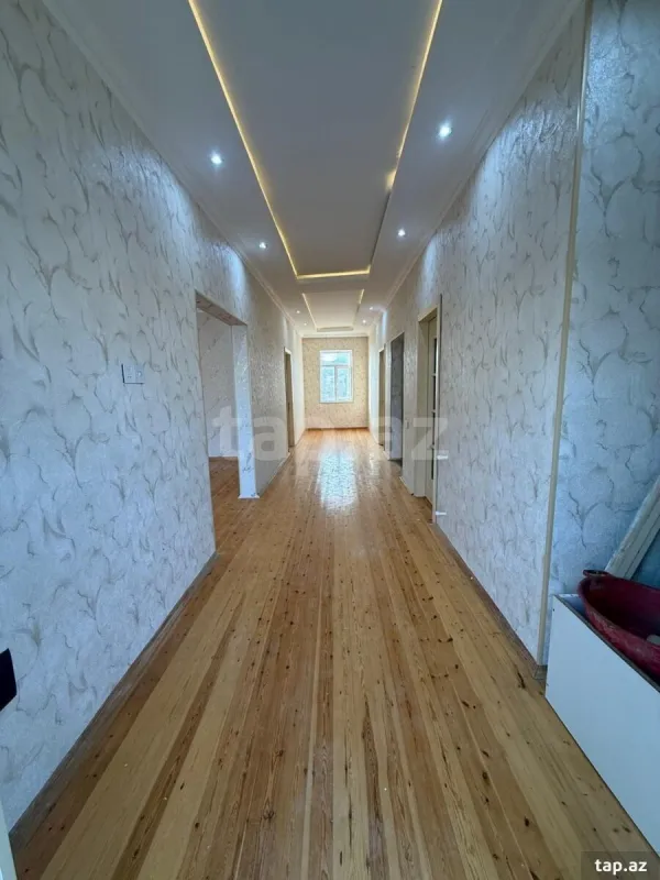 Satılır 4 otaqlı həyət evi