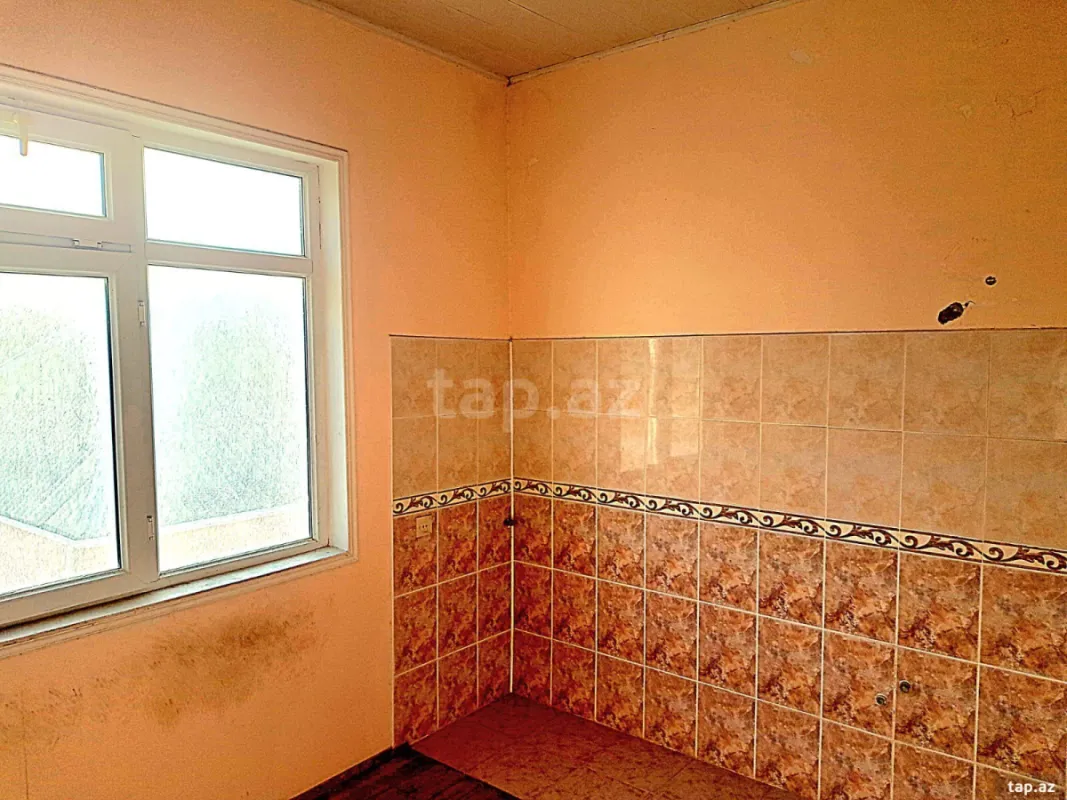 Satılır 11 otaqlı həyət evi 362 m²