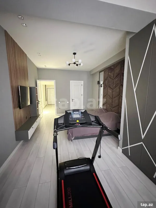 Kirayə verilir 3 otaqlı yeni tikili 150 m²