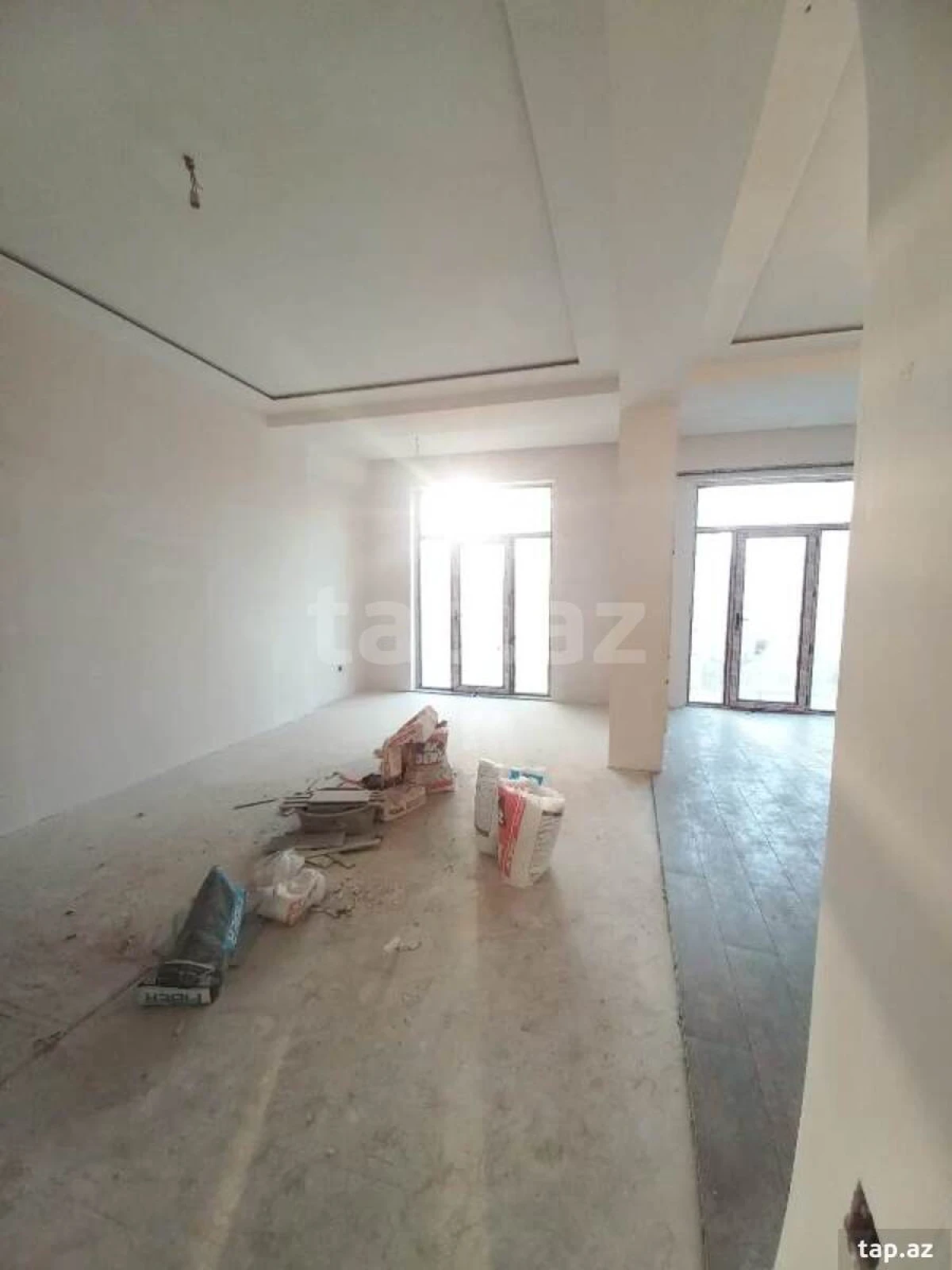 Satılır 3 otaqlı yeni tikili 151 m²