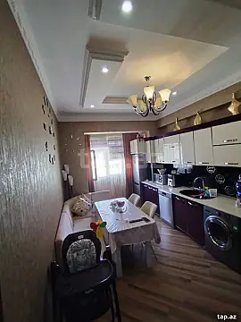 Satılır 3 otaqlı yeni tikili 83 m²