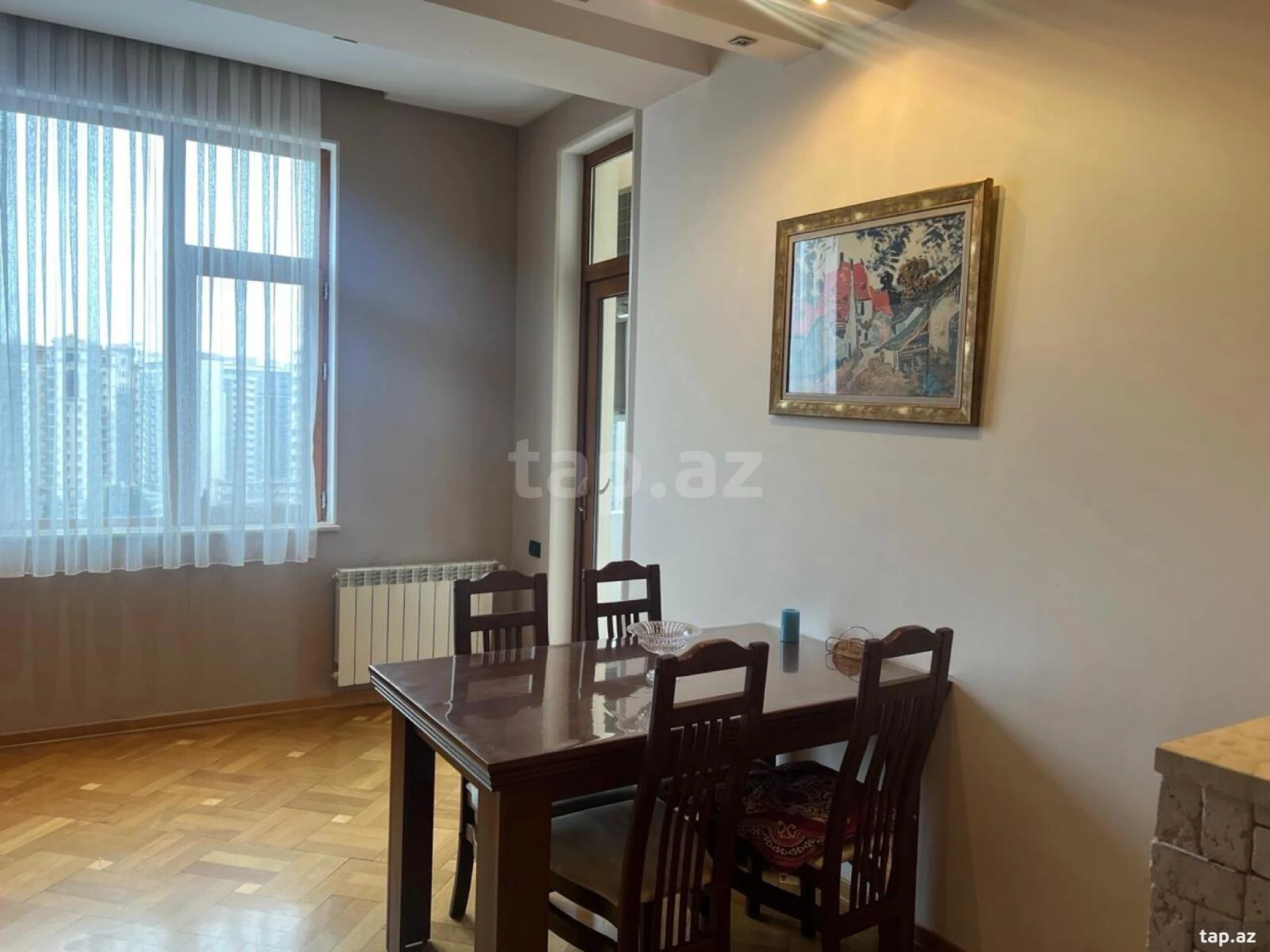Kirayə verilir 3 otaqlı yeni tikili 117 m²