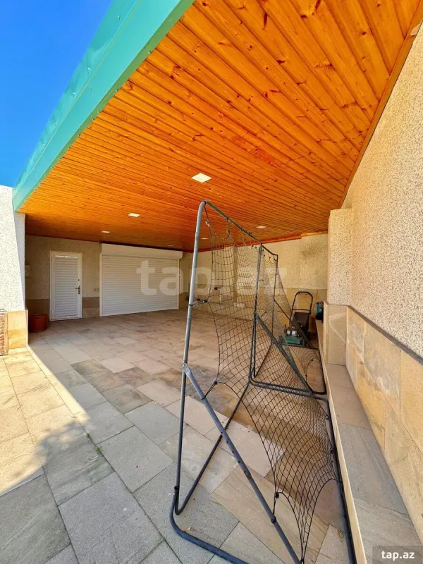 Satılır 4 otaqlı həyət evi