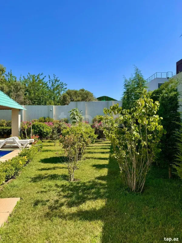 Satılır 4 otaqlı həyət evi