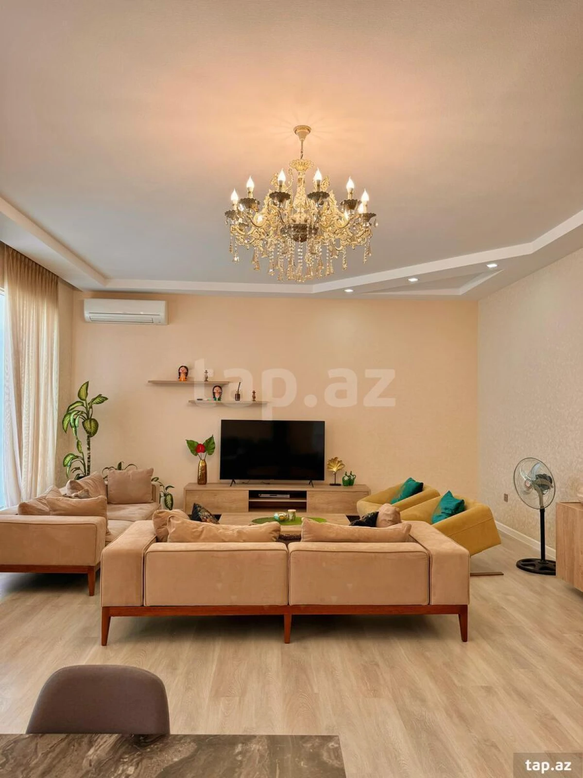 Satılır 4 otaqlı həyət evi