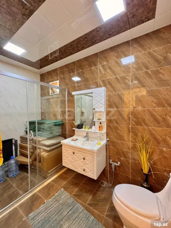 Satılır 4 otaqlı həyət evi