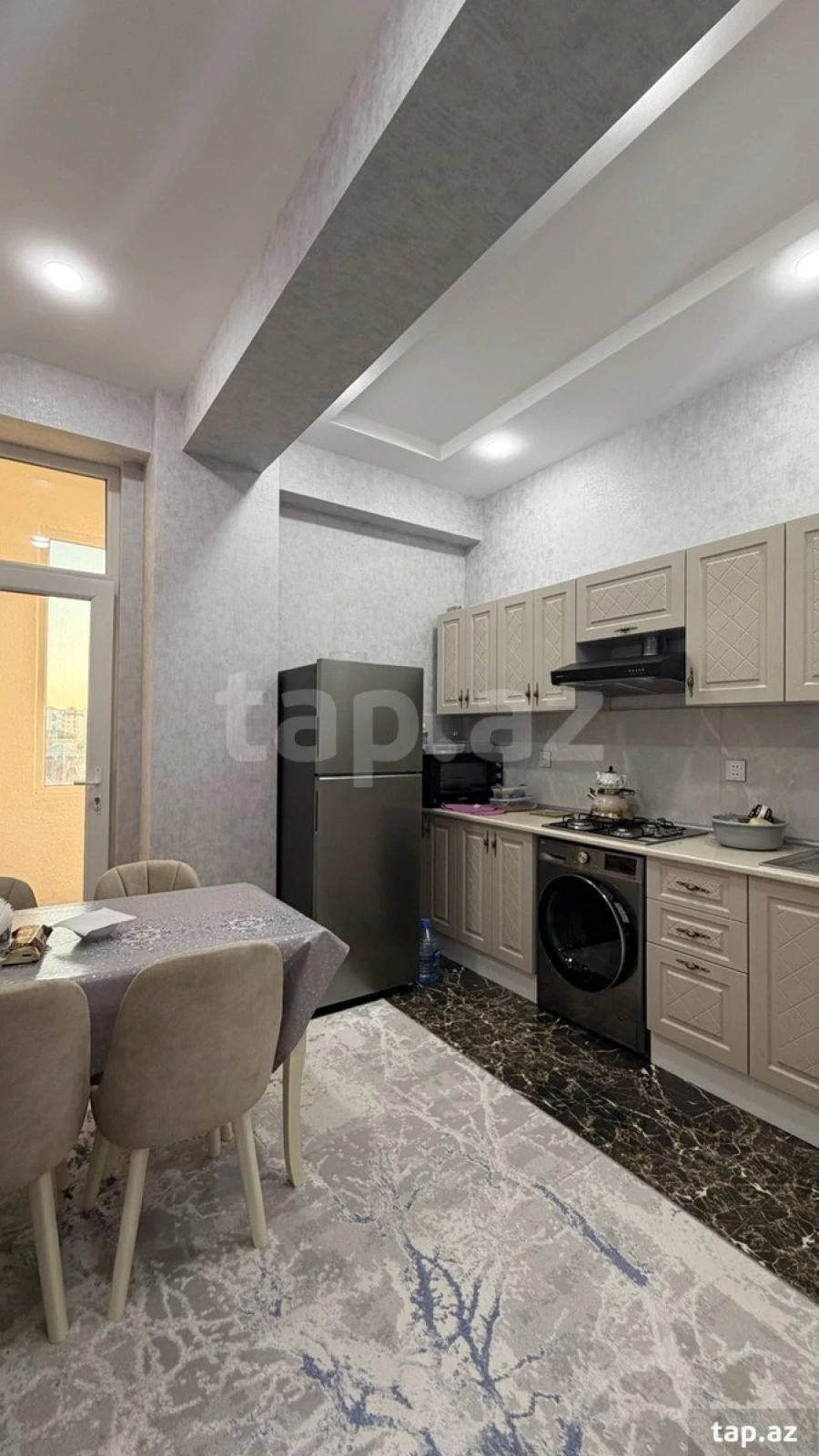 Satılır 2 otaqlı yeni tikili 66 m²