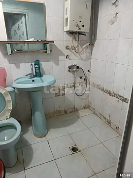 Kirayə verilir 2 otaqlı mənzil 70 m²