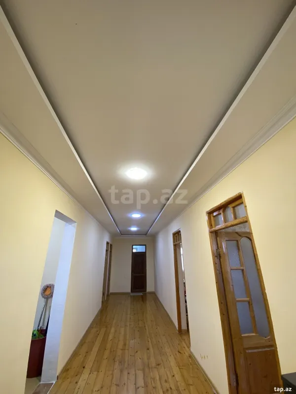 Satılır 4 otaqlı həyət evi 400 m²