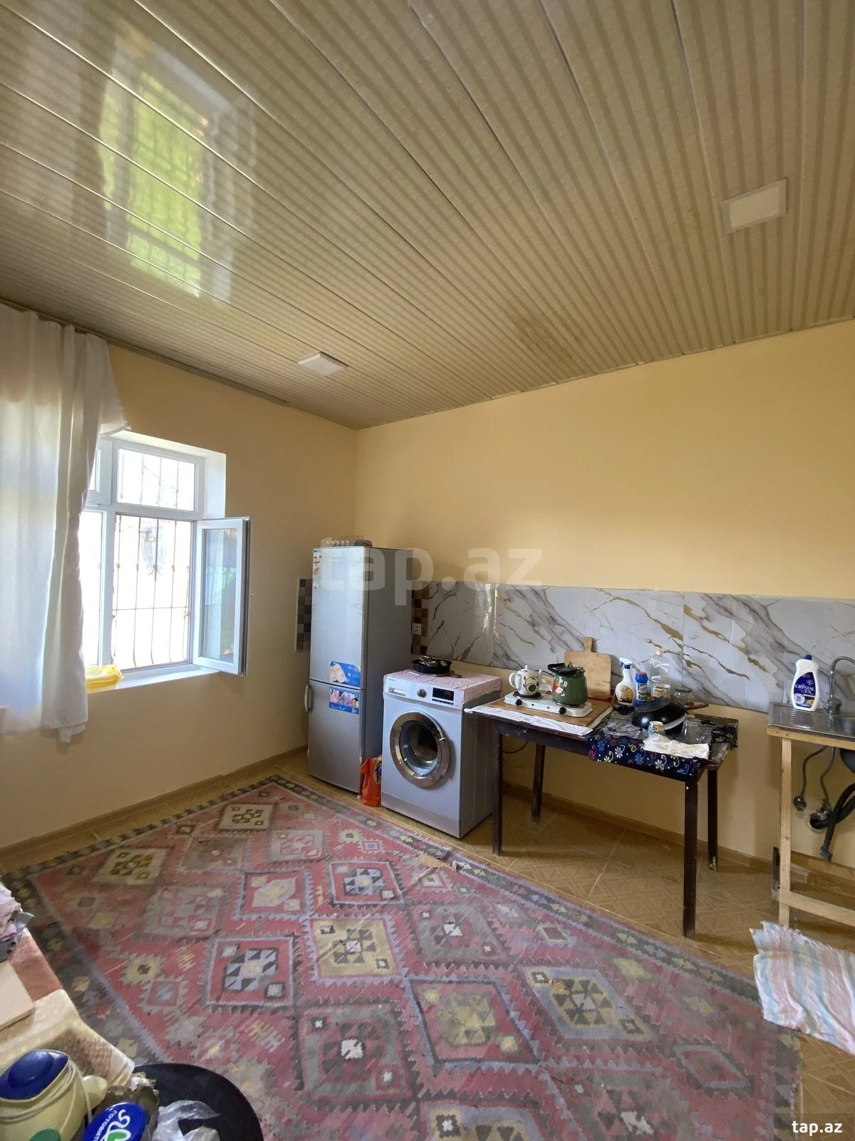 Satılır 4 otaqlı həyət evi