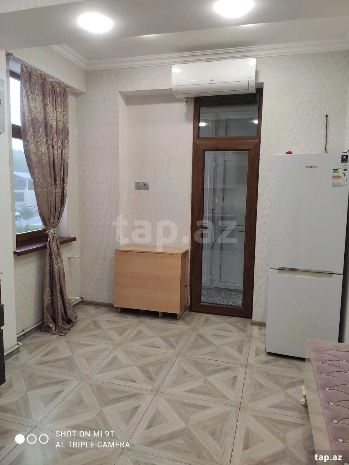 Kirayə verilir 3 otaqlı yeni tikili 99 m²