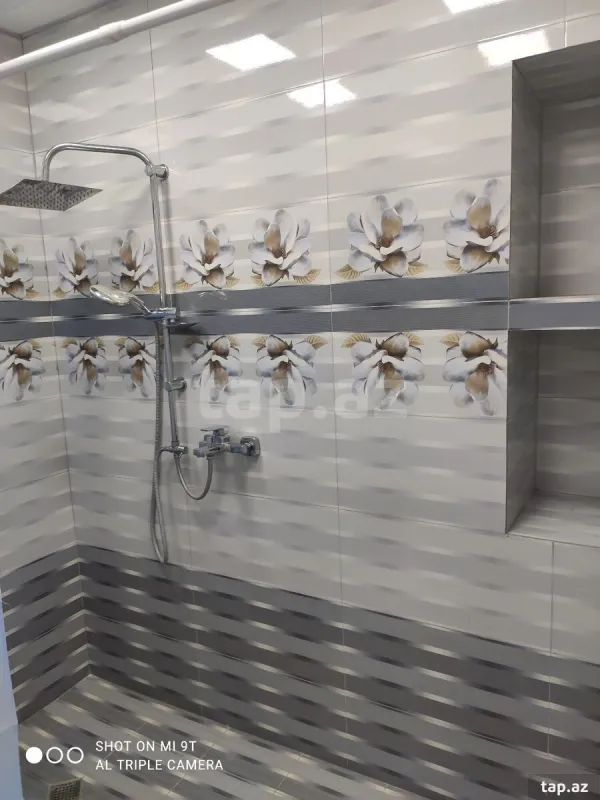 Kirayə verilir 3 otaqlı yeni tikili 99 m²