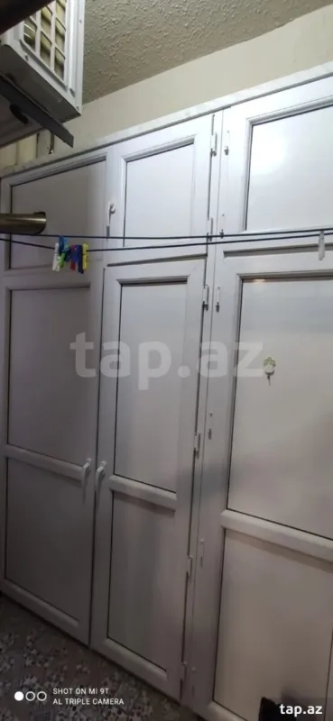 Kirayə verilir 3 otaqlı yeni tikili 99 m²