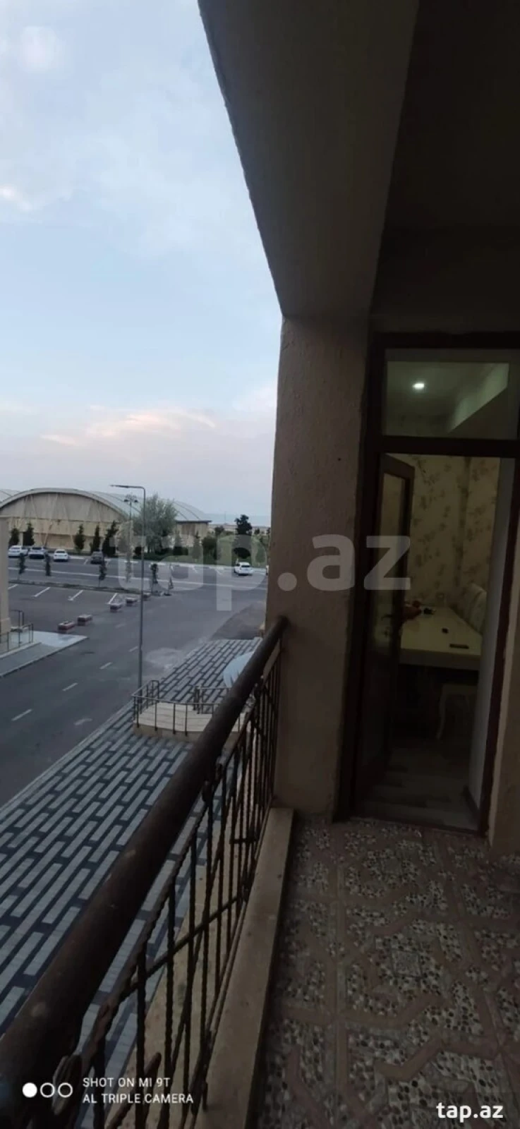 Kirayə verilir 3 otaqlı yeni tikili 99 m²