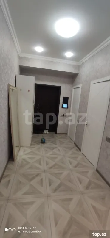 Kirayə verilir 3 otaqlı yeni tikili 99 m²