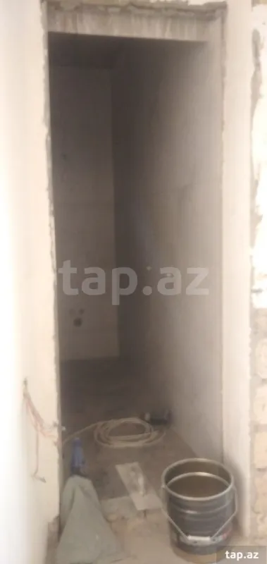 Satılır 7 otaqlı həyət evi