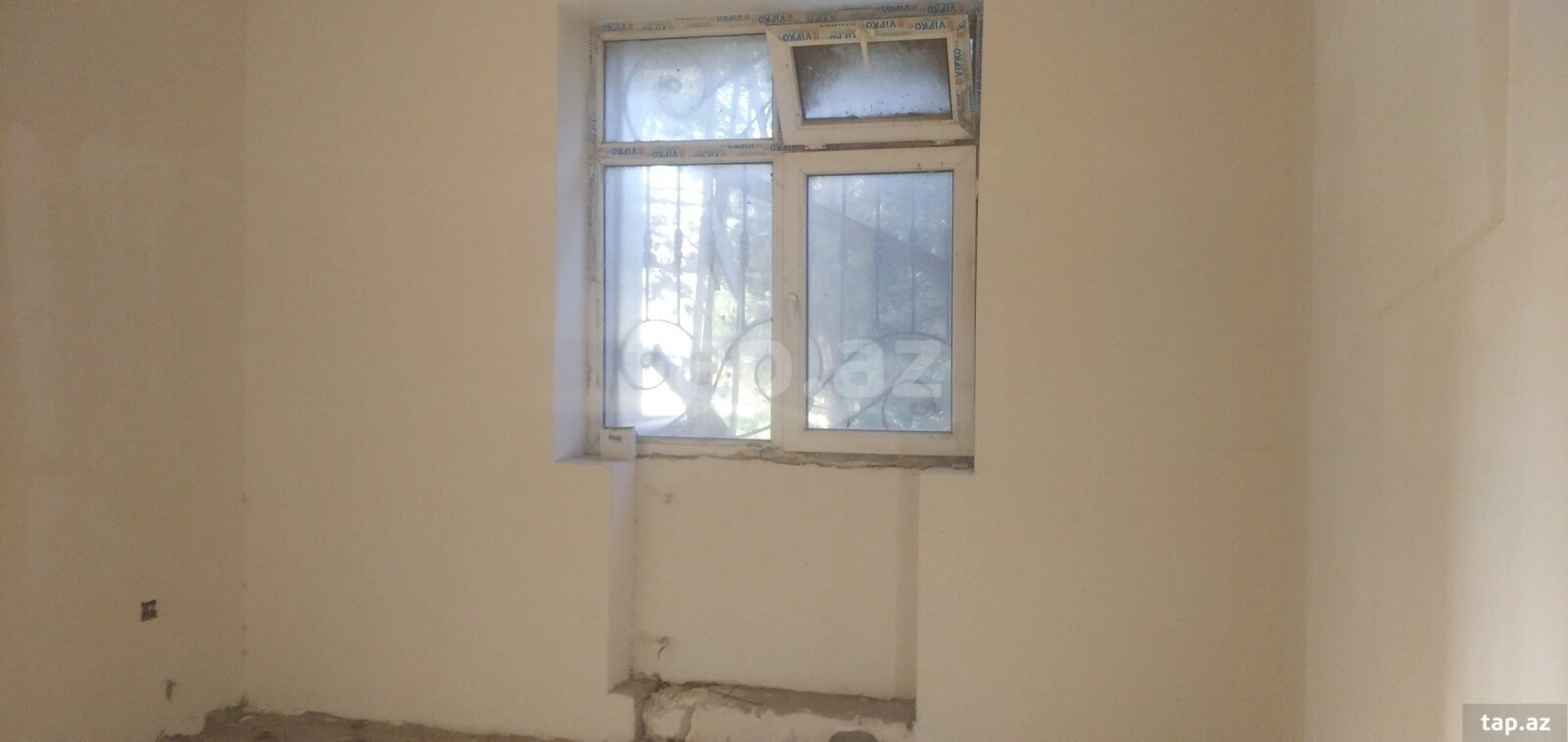 Satılır 7 otaqlı həyət evi