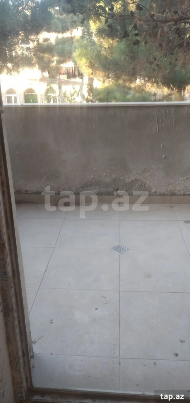 Satılır 7 otaqlı həyət evi