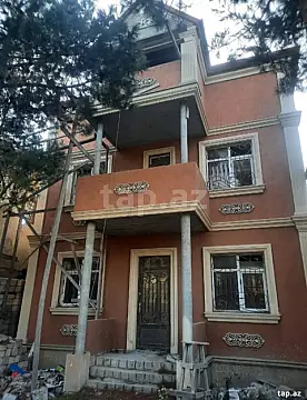 Satılır 7 otaqlı həyət evi