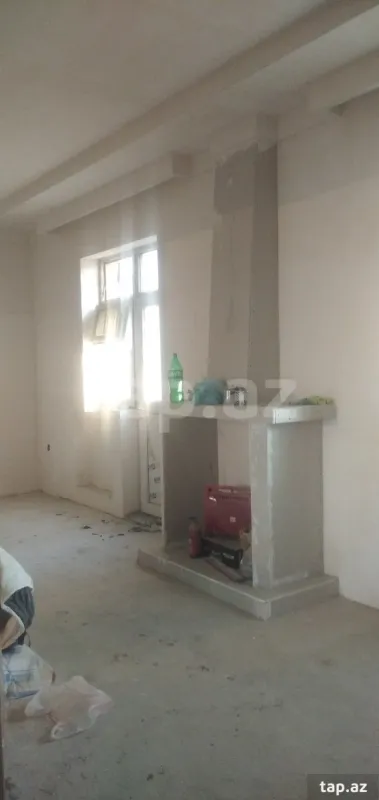 Satılır 7 otaqlı həyət evi