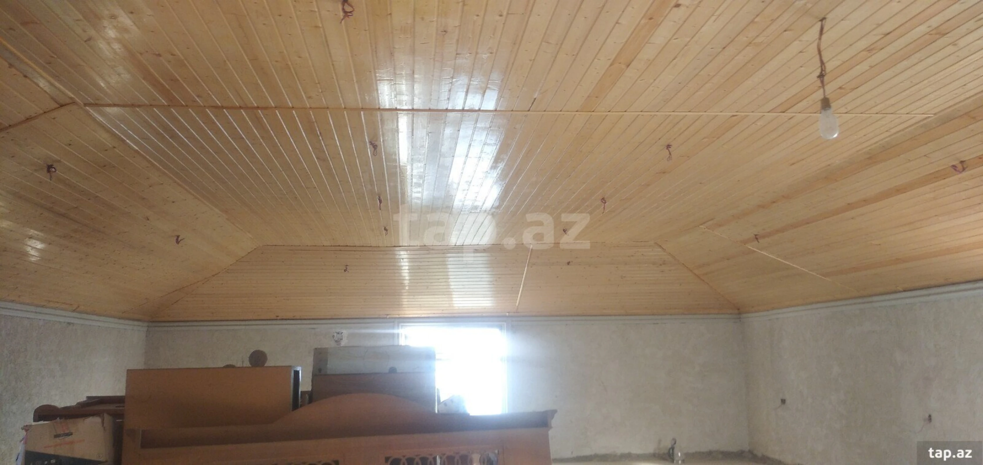 Satılır 7 otaqlı həyət evi