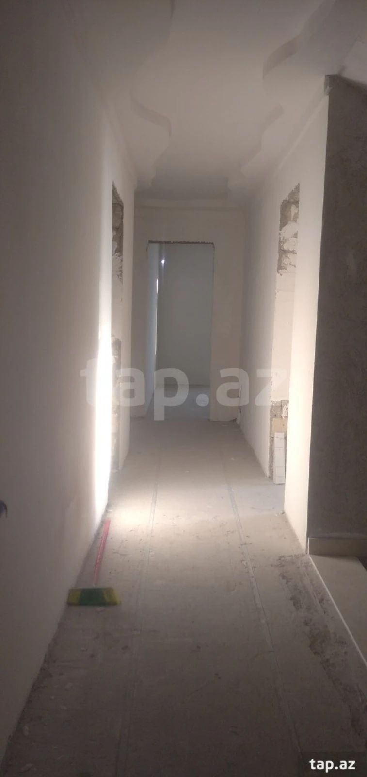 Satılır 7 otaqlı həyət evi