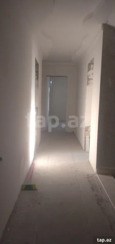 Satılır 7 otaqlı həyət evi