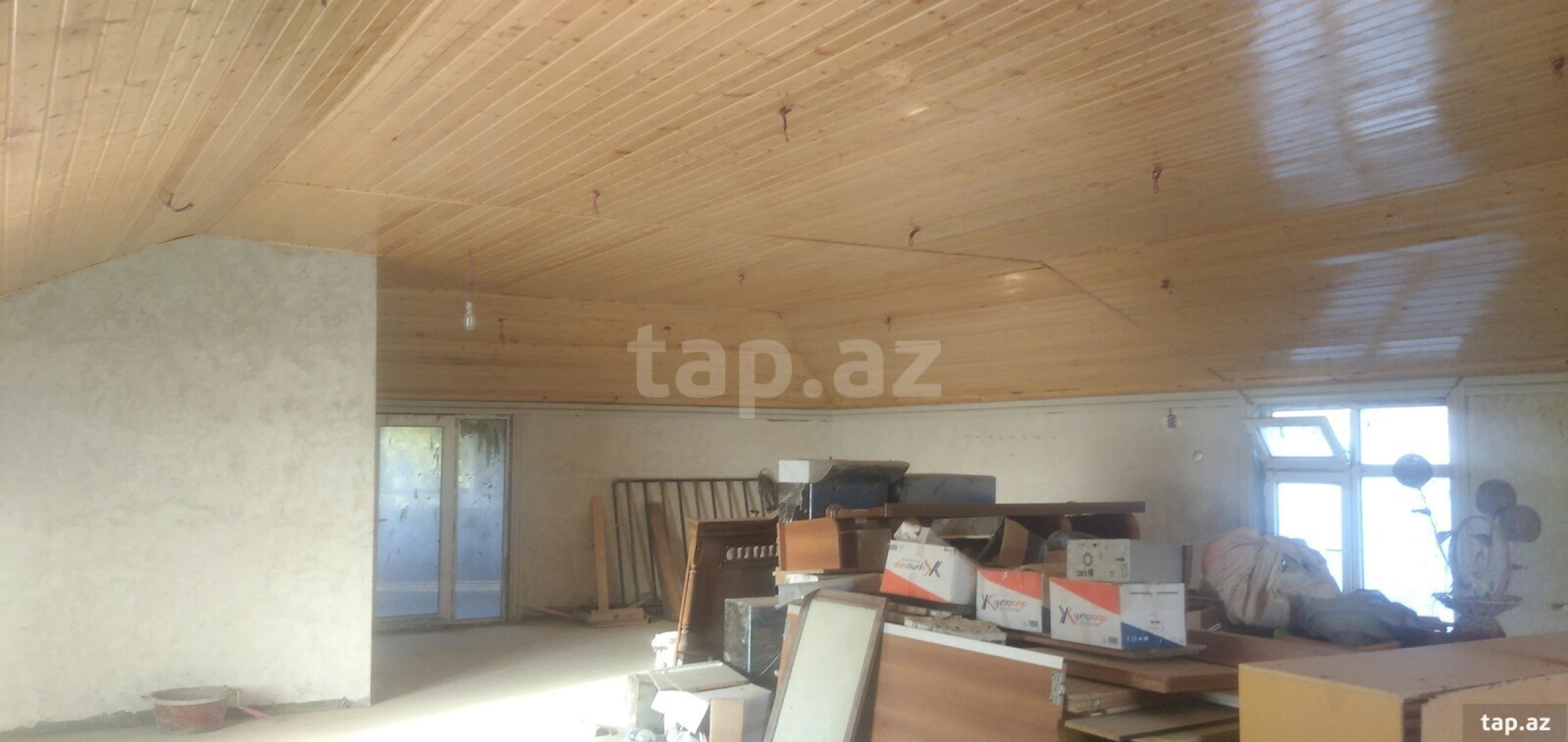 Satılır 7 otaqlı həyət evi