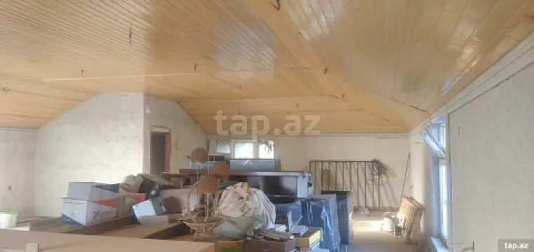 Satılır 7 otaqlı həyət evi