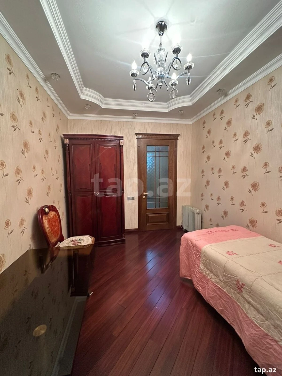 Kirayə verilir 4 otaqlı mənzil 100 m²