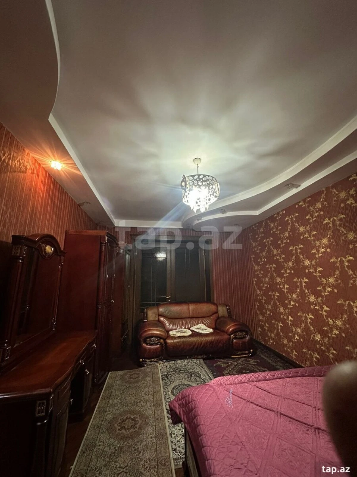 Kirayə verilir 4 otaqlı mənzil 100 m²