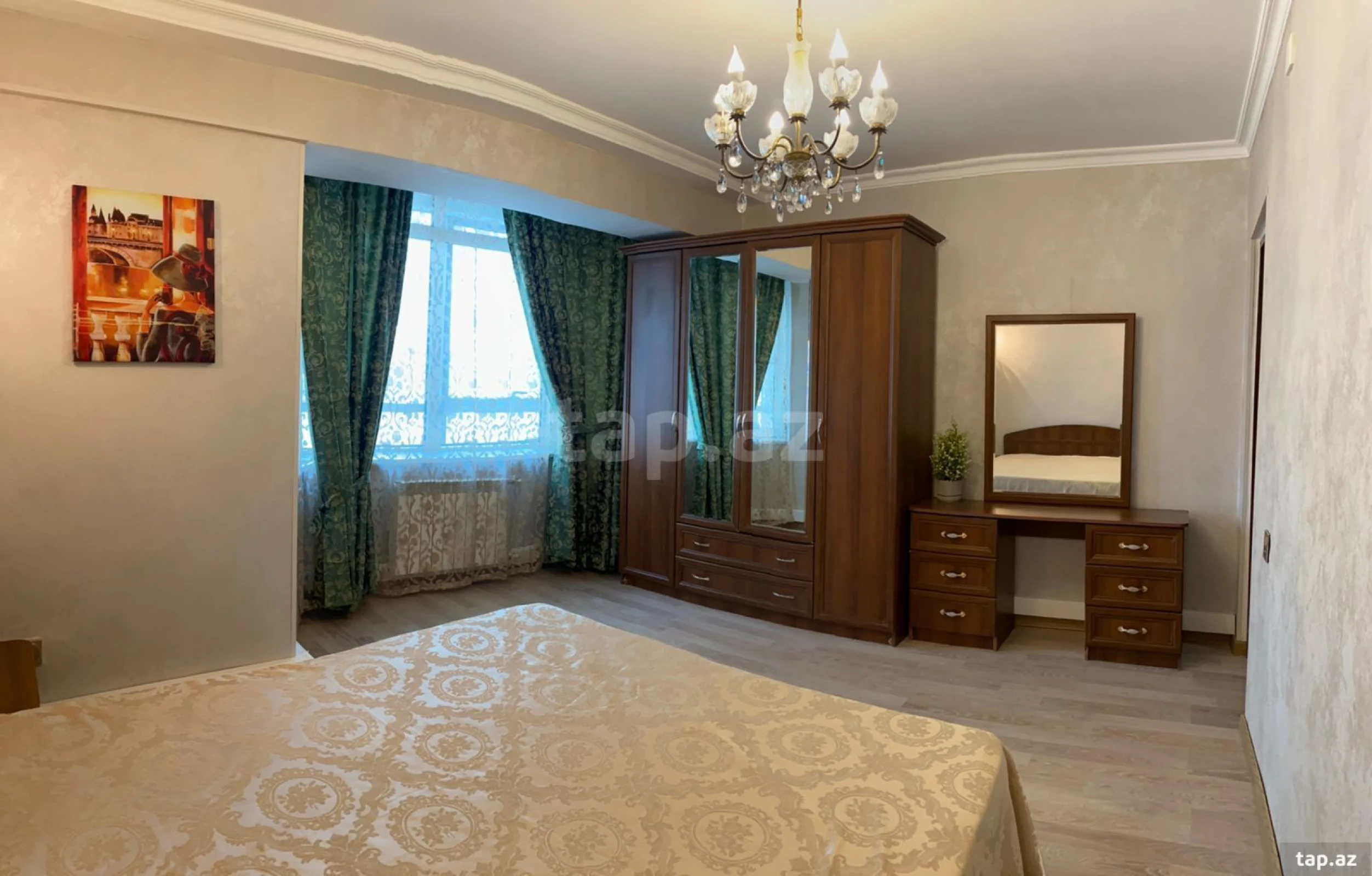 Kirayə verilir 3 otaqlı mənzil 120 m²