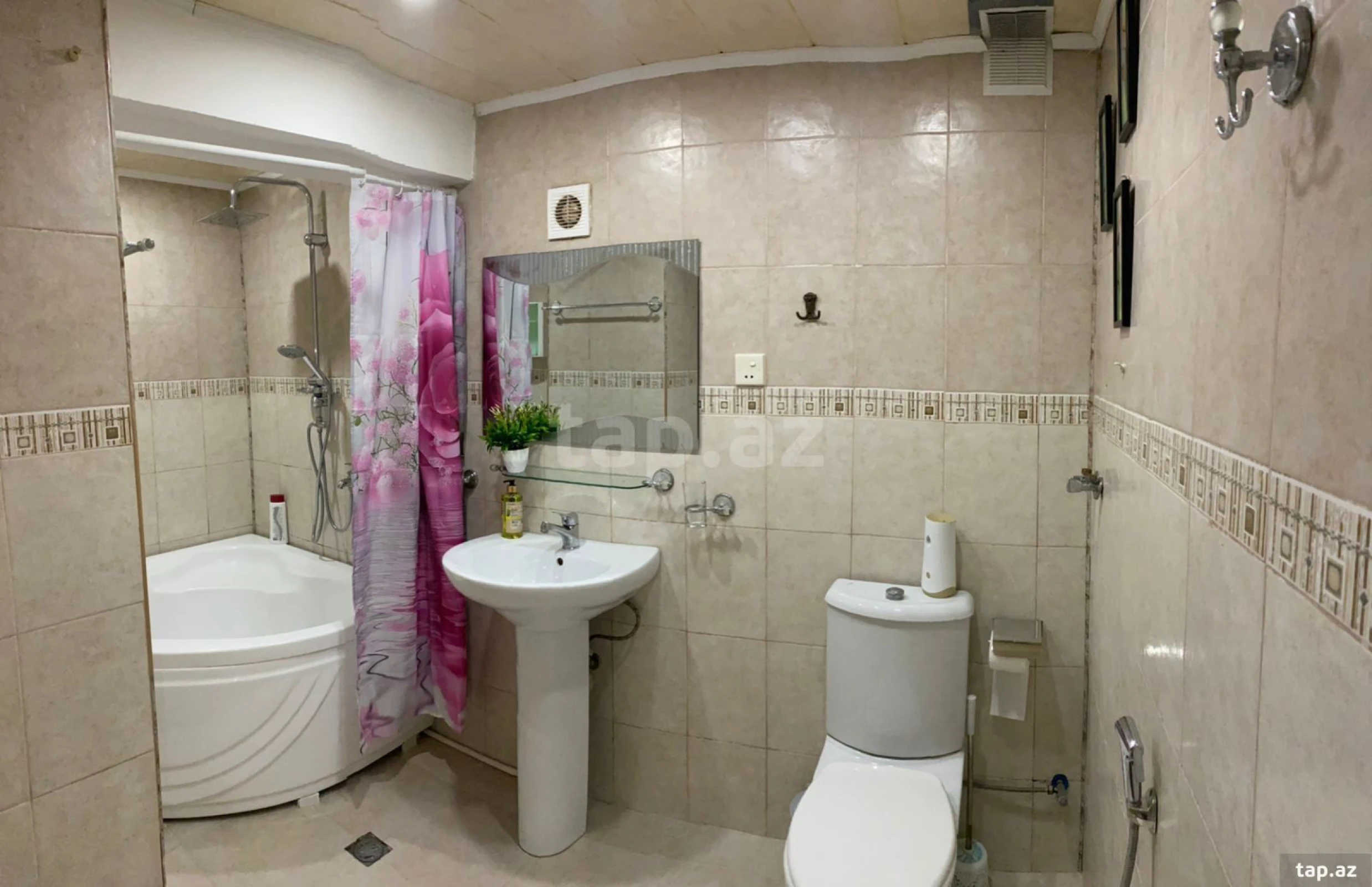 Kirayə verilir 3 otaqlı mənzil 120 m²