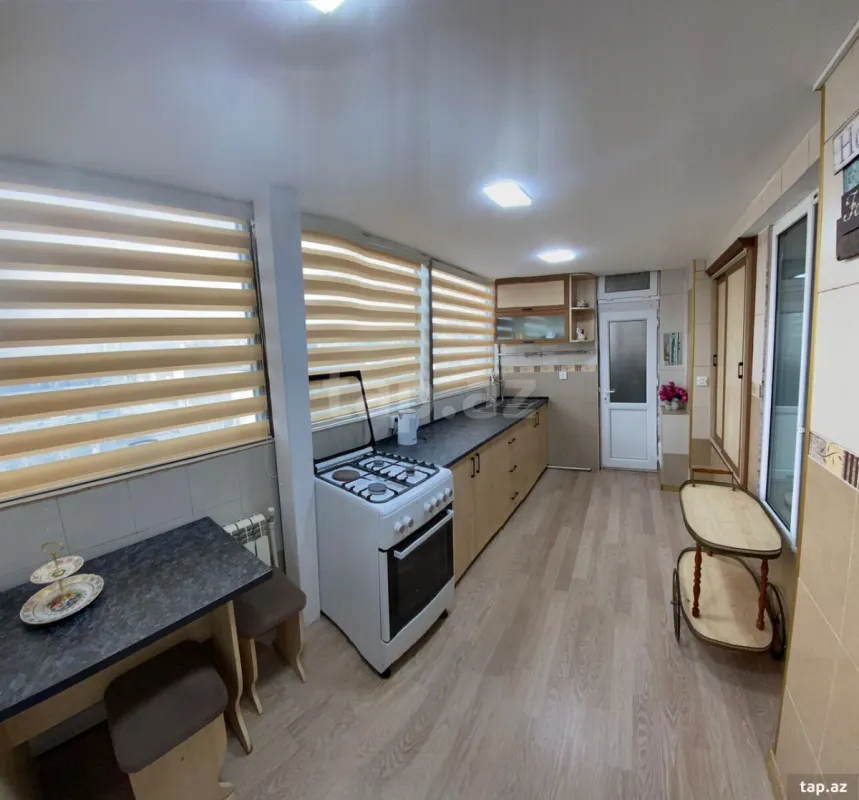 Kirayə verilir 3 otaqlı mənzil 120 m²