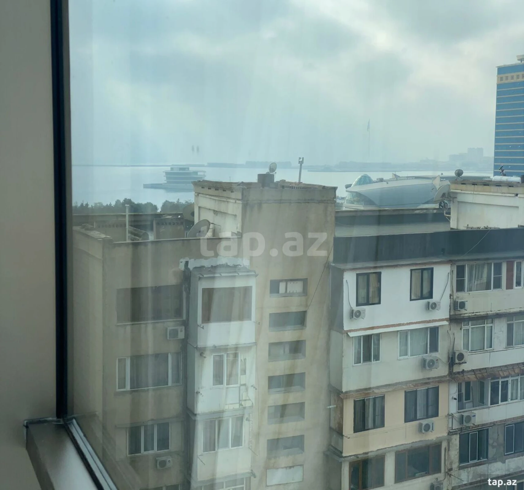 Kirayə verilir 3 otaqlı mənzil 120 m²